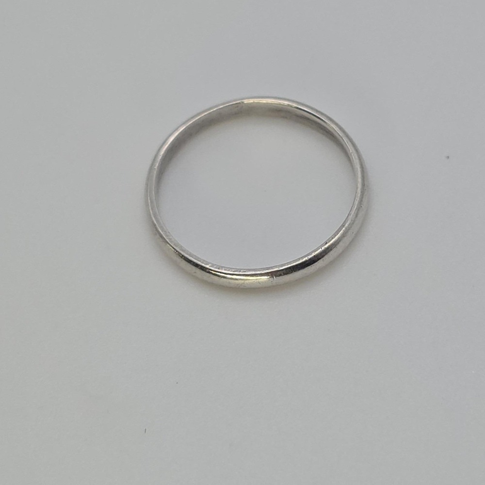 925 Sterling Sliver‎ Ring Rounded Exterior Profile Slim Size 6 Free $hipping - Picture 5 of 11